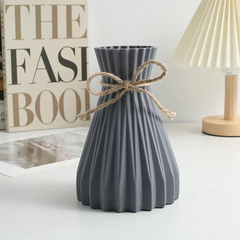 Nordic Style Durable Plastic Flower Vase for Home Decor