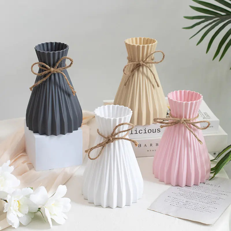 Nordic Style Durable Plastic Flower Vase for Home Decor
